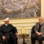 استقبل مفتي الجمهورية اللبنانية الشيخ عبد اللطيف دريان في دار الفتوى النائب جهاد الصمد