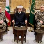 استقبل مفتي الجمهورية اللبنانية الشيخ عبد اللطيف دريان في دار الفتوى سفير تركيا في لبنان مراد لوتام وتم استعراض آخر المستجدات على الساحة اللبنانية والعربية، كما تم البحث في تعزيز العلاقات بين.
