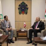استقبل المدير العام للأمن العام اللواء حسن شقير في مكتبه السفير القطري في لبنان الشيخ سعود بن عبد الرحمن آل ثاني