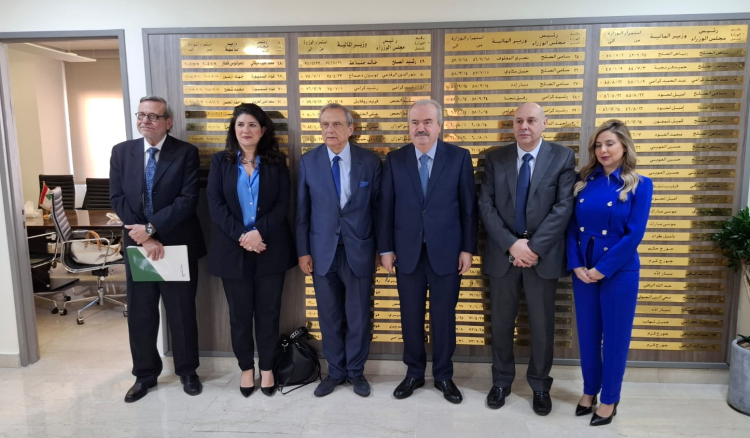 مذكرة تفاهم بين وزارة المالية ومصرف الاسكان: الاستحصال على إفادات نفي الملكية عبررابط الكتروني بين المصرف ودوائر الشؤون العقارية